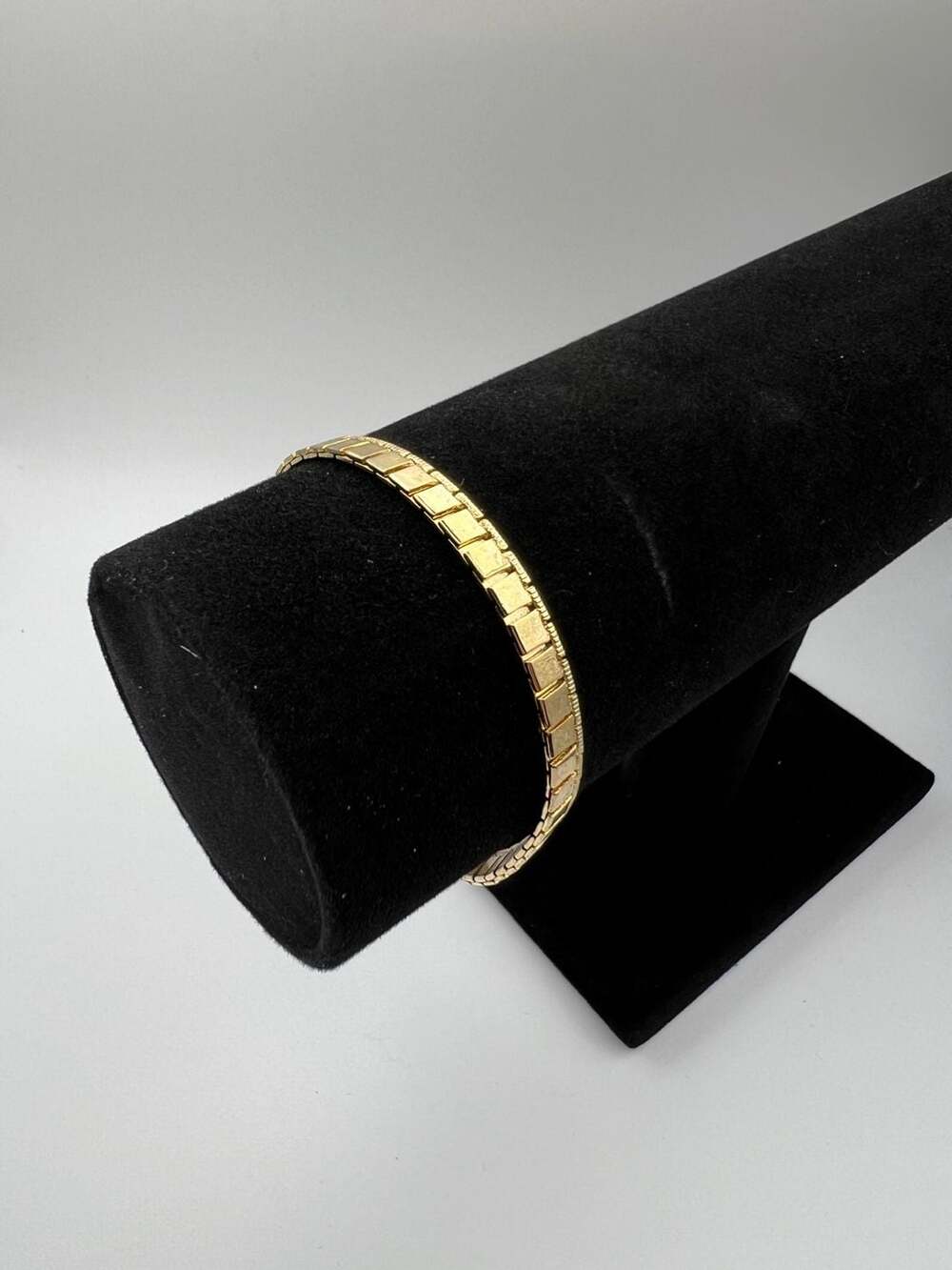 Vintage Gold Tone Square Link Bracelet 7.5 Inch